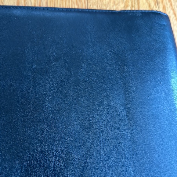 Leather portfolio - Picture 7 of 9